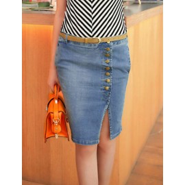 Multi Button Detailed Denim Skirt in Light Washed Size:S-L